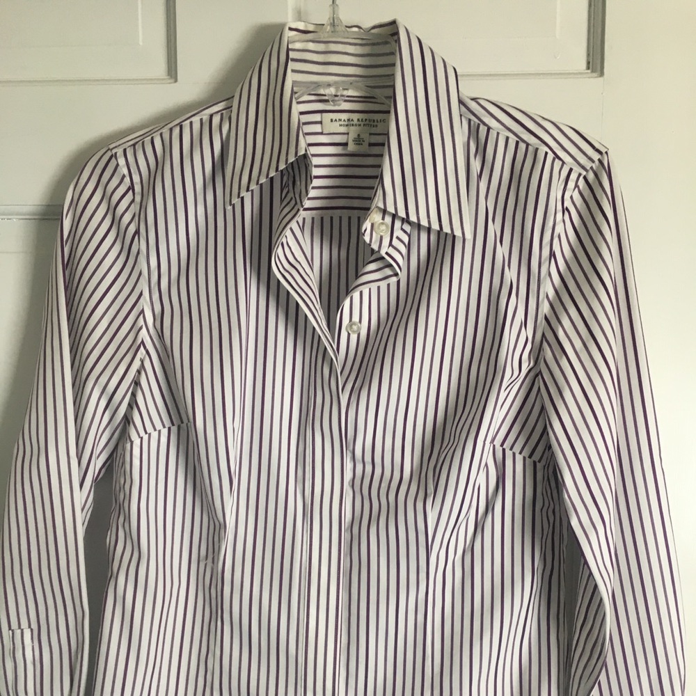 Banana Republic tailored, no iron shirt